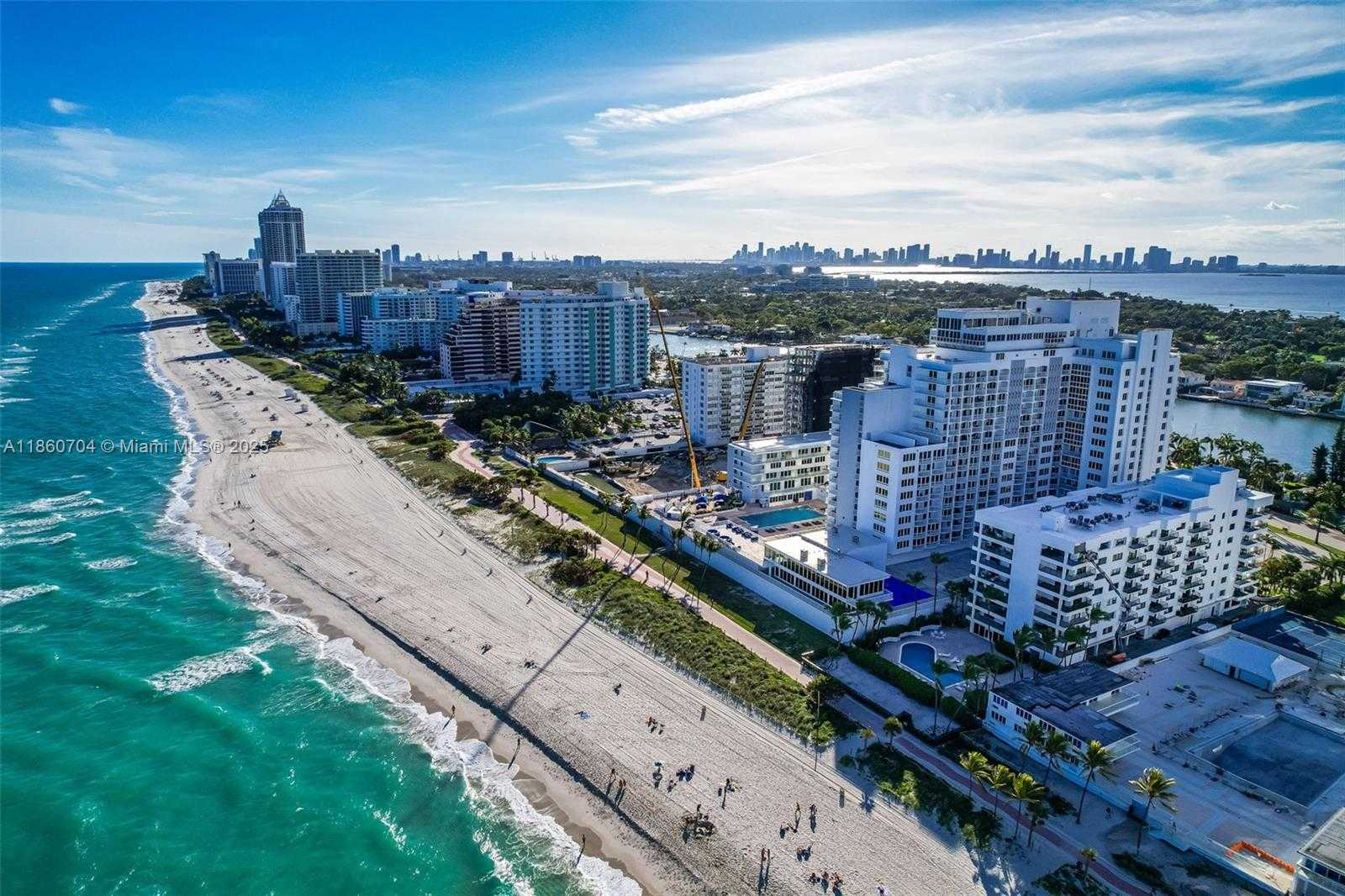 Small Image of 5401 COLLINS AVE #211, Miami Beach Number 32