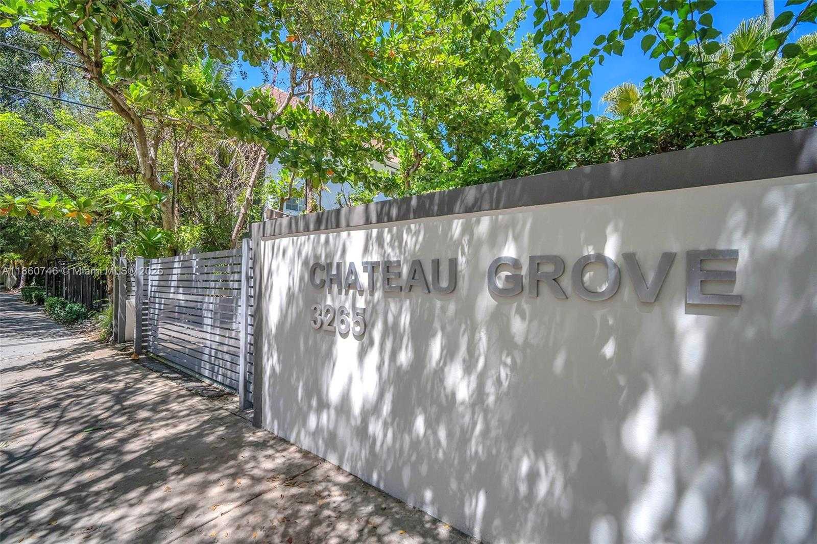 Small Image of 3265 VIRGINIA ST #16, Miami Number 25