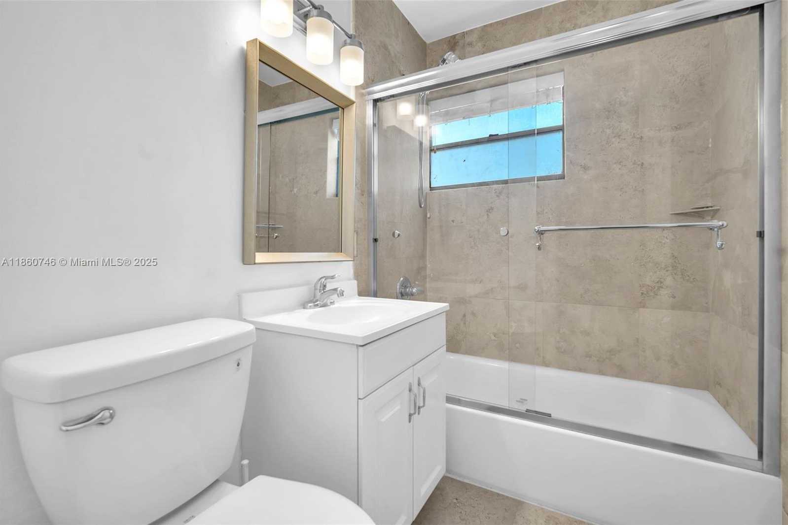Small Image of 3265 VIRGINIA ST #16, Miami Number 9