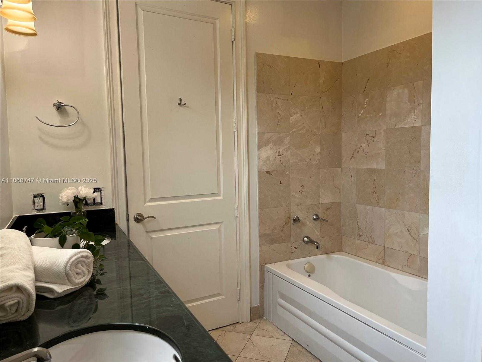 Small Image of 570 LORETTO AVE #10, Coral Gables Number 10