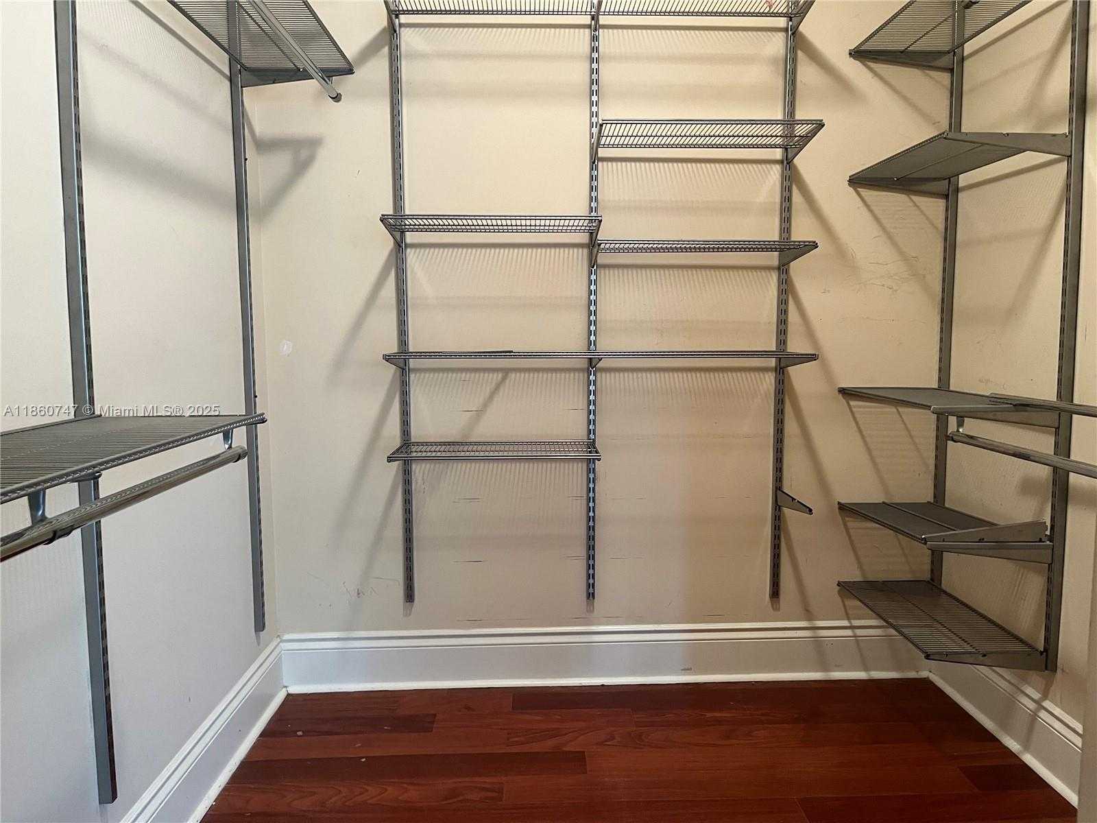 Small Image of 570 LORETTO AVE #10, Coral Gables Number 13