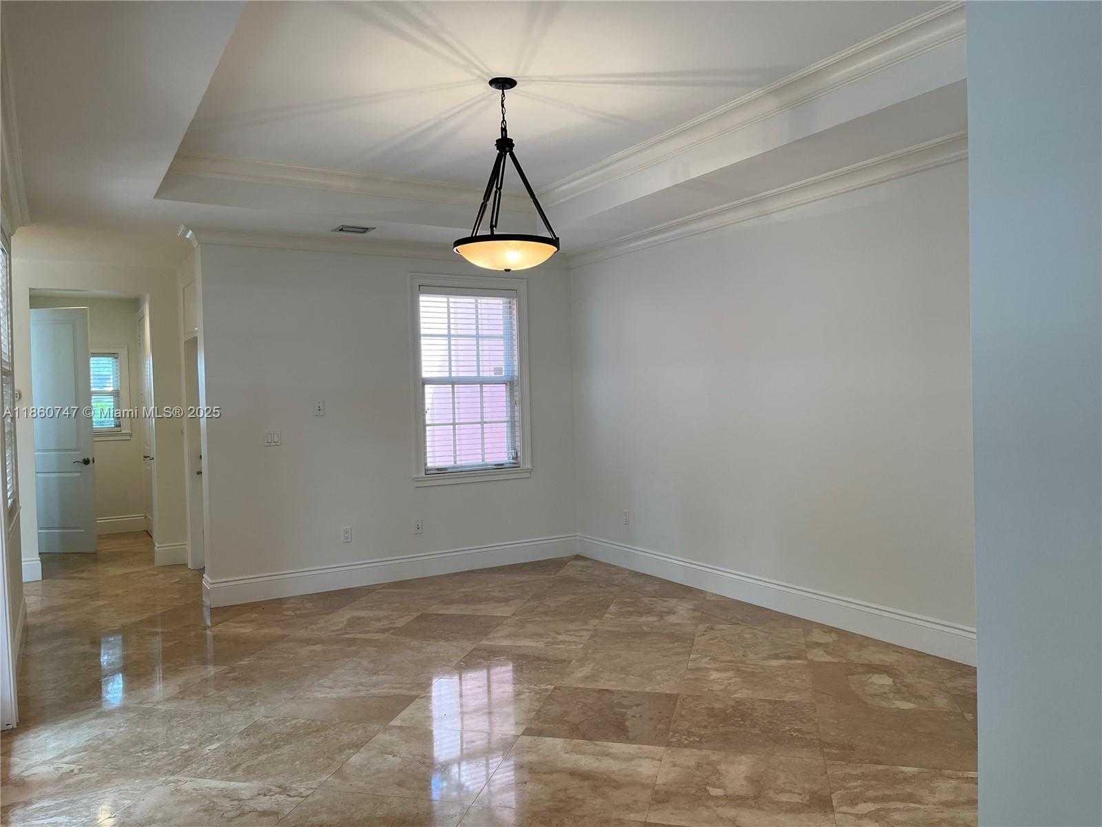 Small Image of 570 LORETTO AVE #10, Coral Gables Number 8