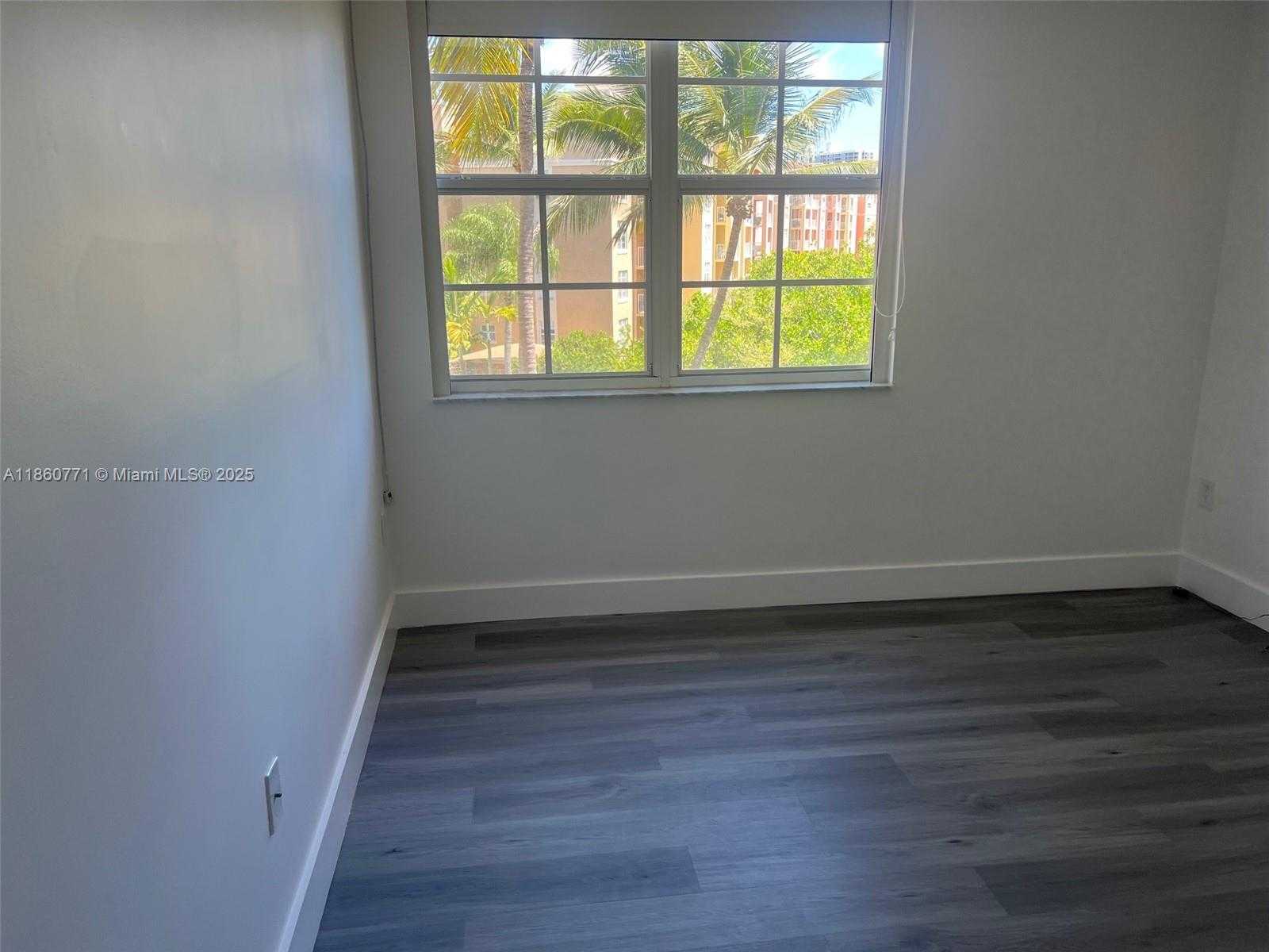 Small Image of 19701 EAST COUNTRY CLUB DR #5408, Aventura Number 13
