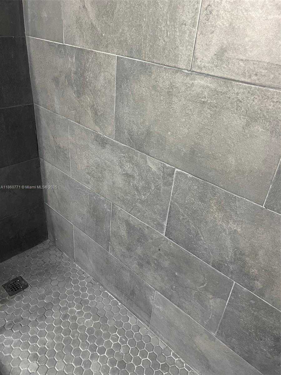 Small Image of 19701 EAST COUNTRY CLUB DR #5408, Aventura Number 16