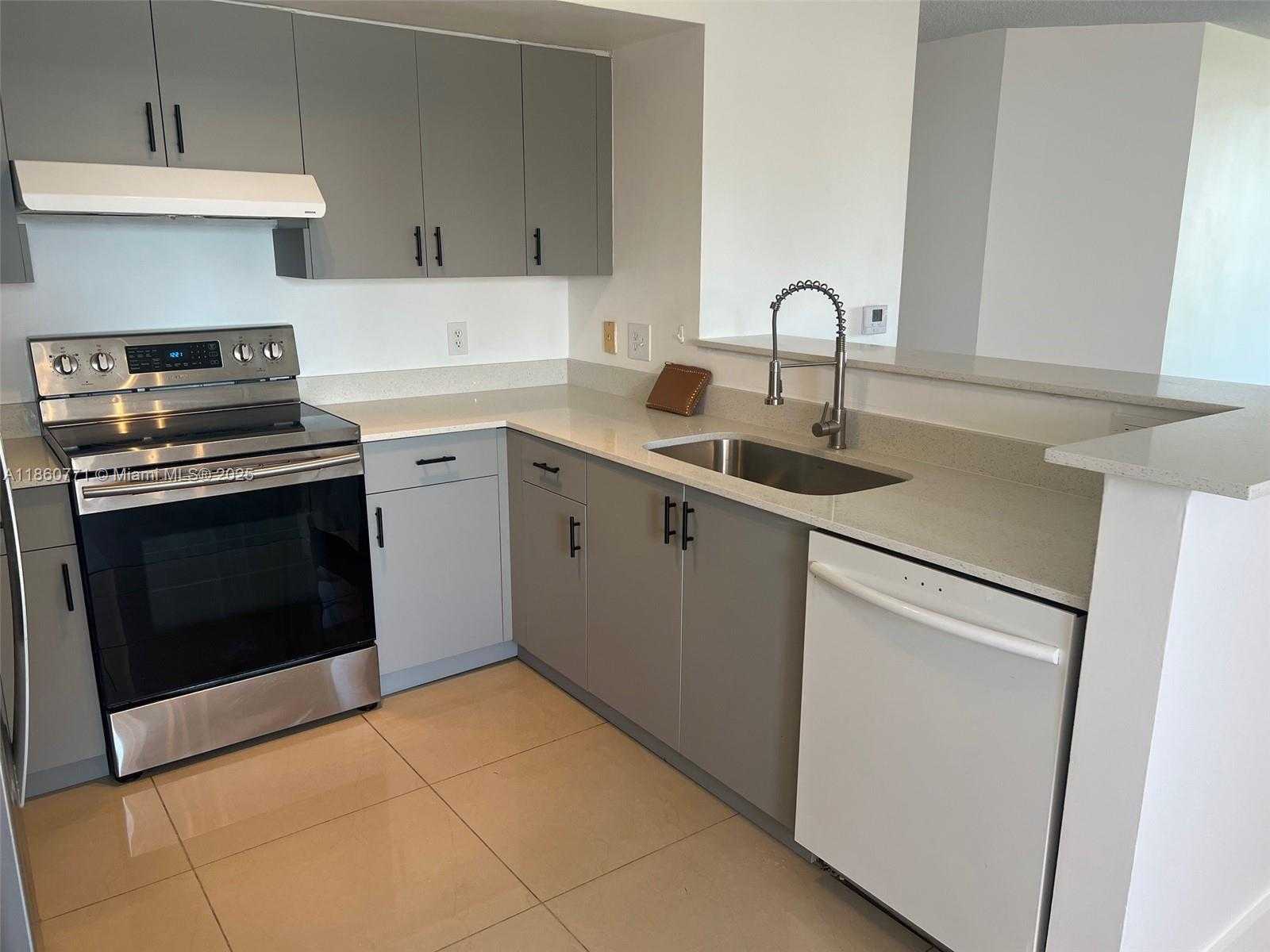 Small Image of 19701 EAST COUNTRY CLUB DR #5408, Aventura Number 9
