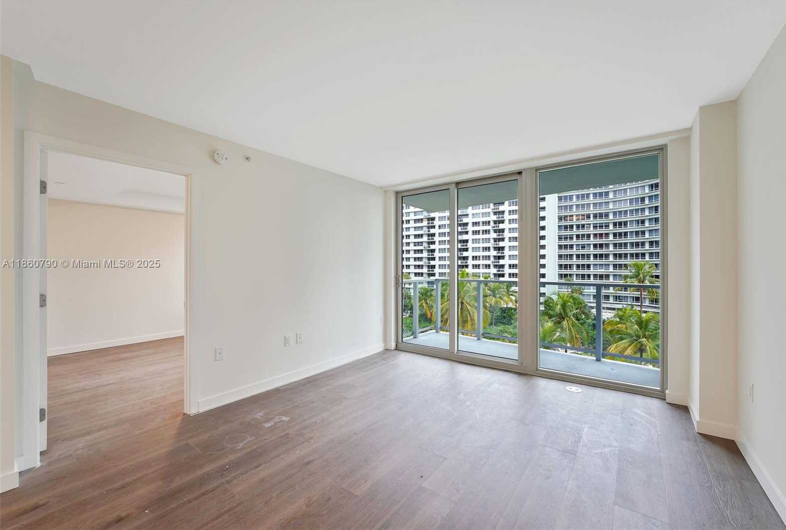 Small Image of 1500 BAY RD #N-1118, Miami Beach Number 11