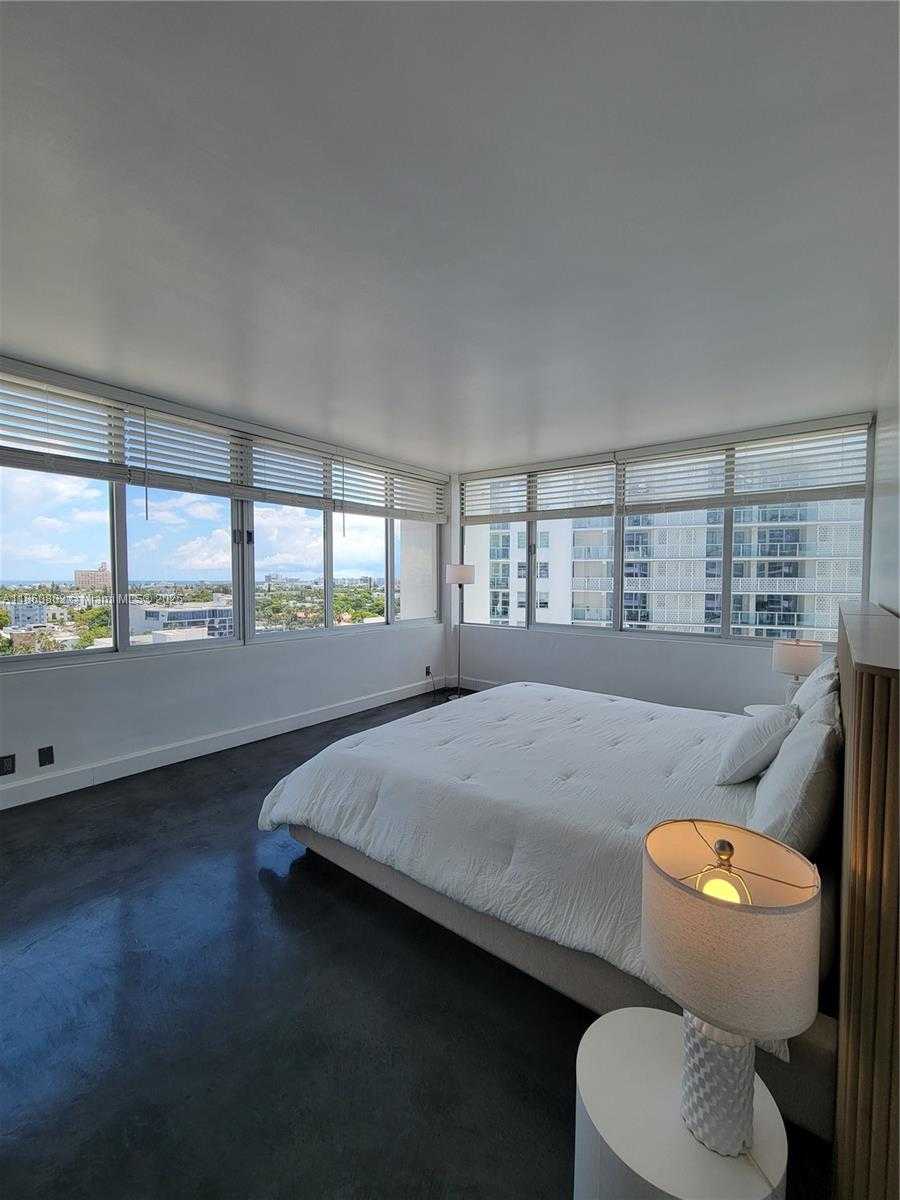Small Image of 1000 WEST AVE #1029, Miami Beach Number 17