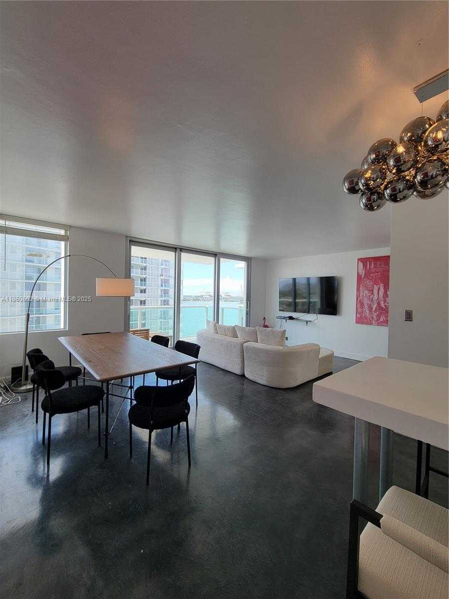 Small Image of 1000 WEST AVE #1029, Miami Beach Number 2