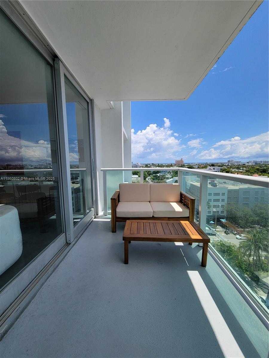 Small Image of 1000 WEST AVE #1029, Miami Beach Number 31
