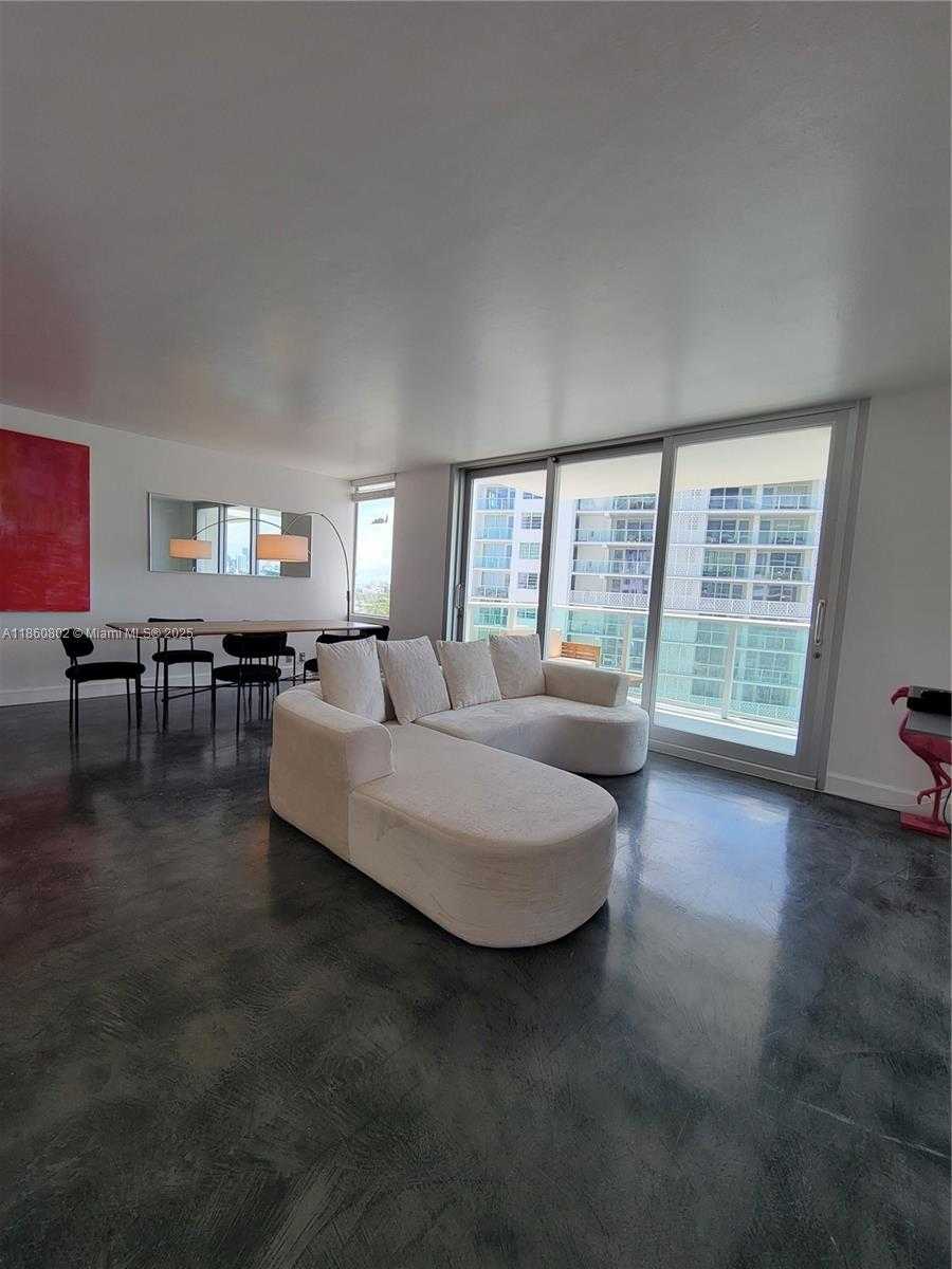 Small Image of 1000 WEST AVE #1029, Miami Beach Number 4