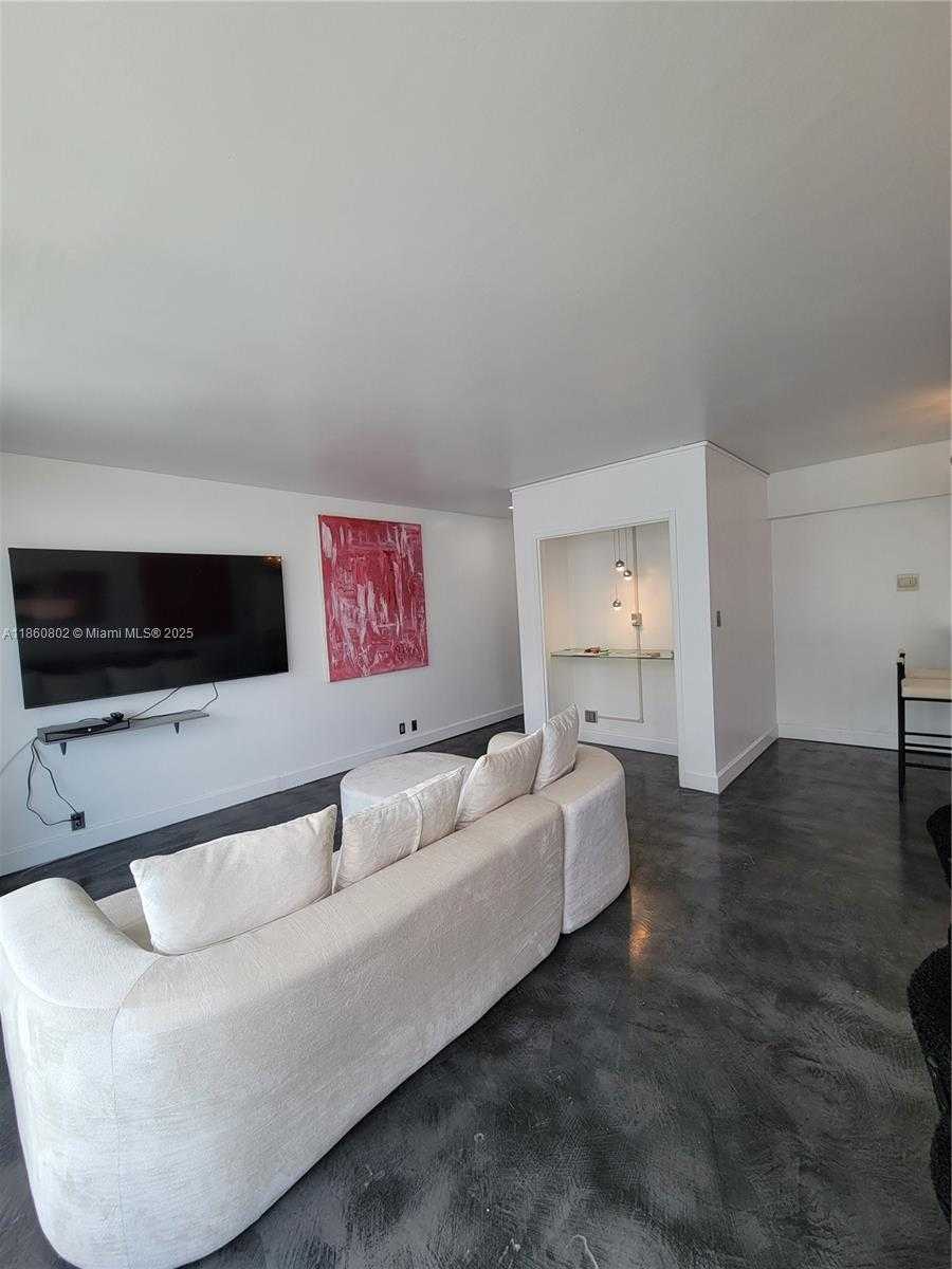 Small Image of 1000 WEST AVE #1029, Miami Beach Number 5