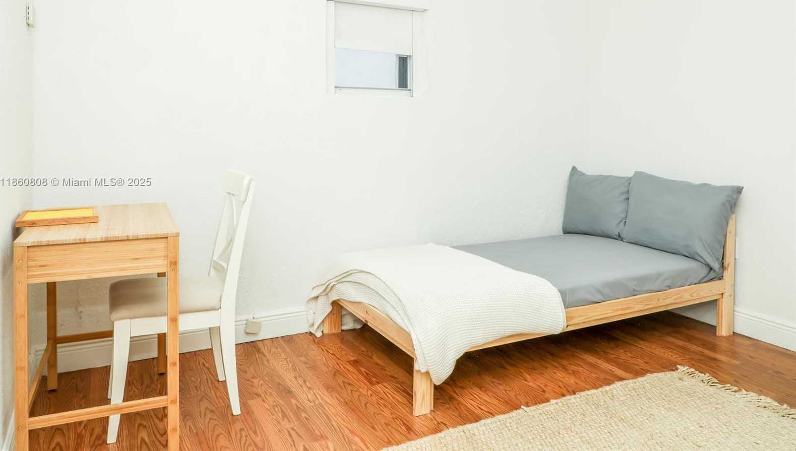 Small Image of 460 NORTH EAST 76TH, Miami Number 13