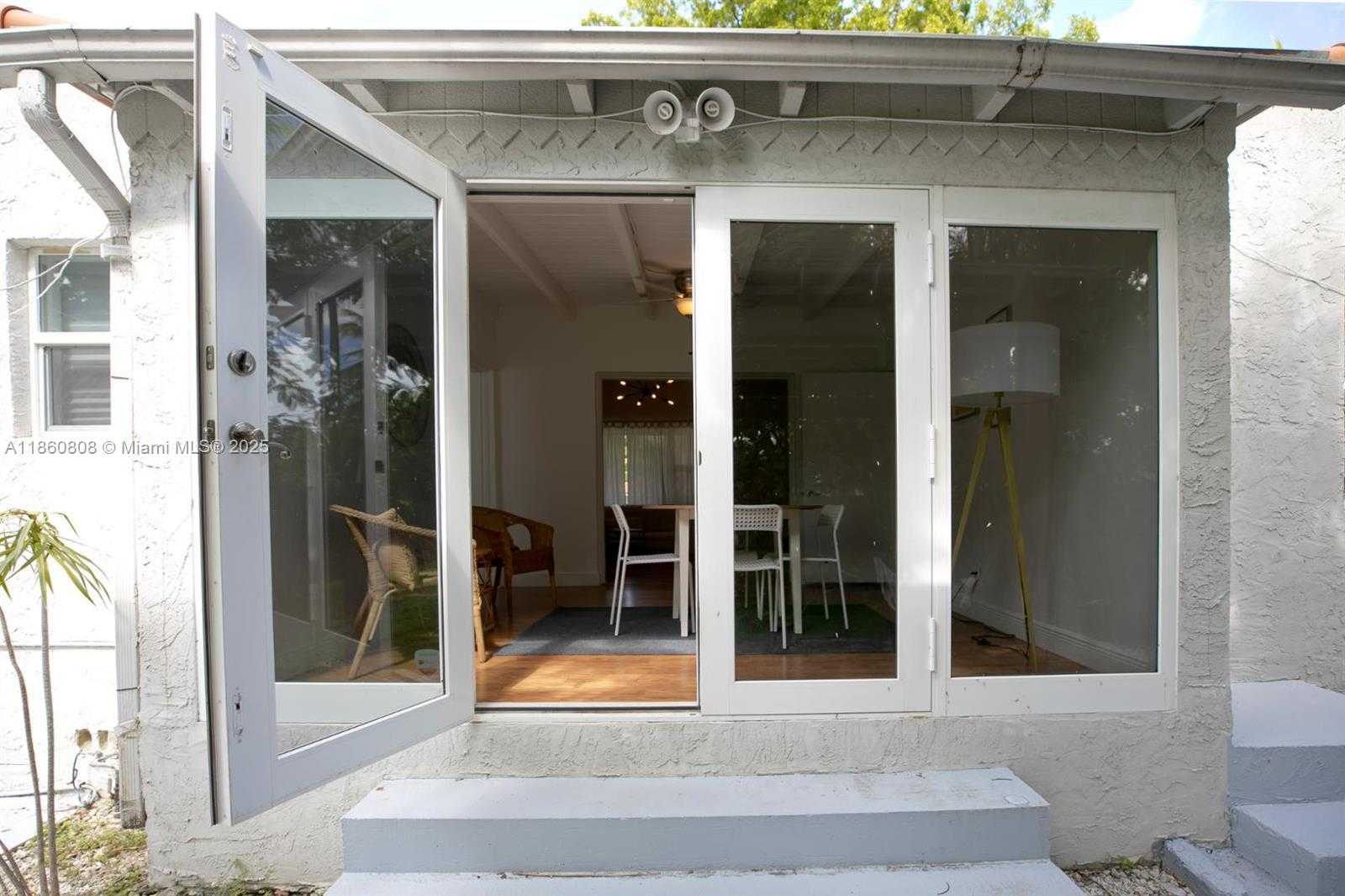 Small Image of 460 NORTH EAST 76TH, Miami Number 14