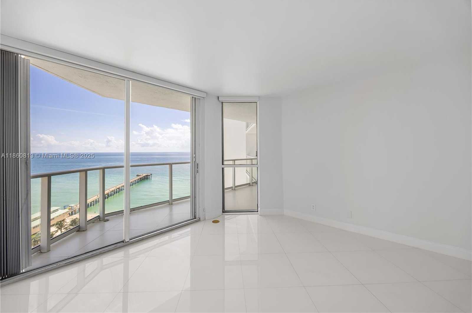 Small Image of 16485 COLLINS AVE #1435, Sunny Isles Beach Number 12