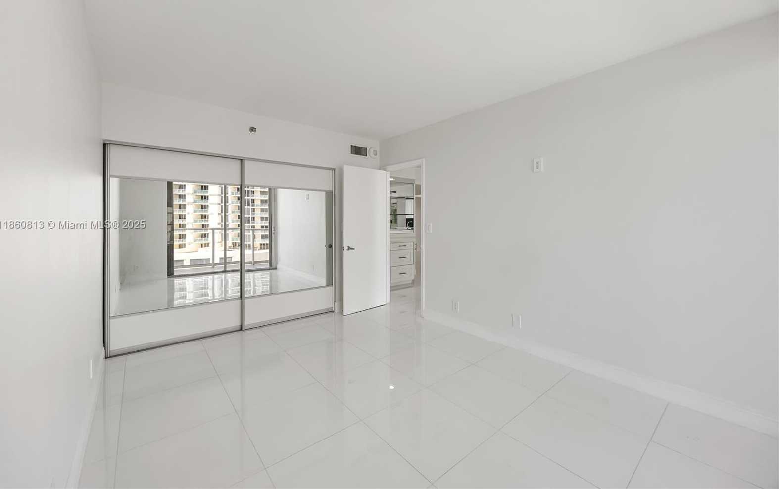 Small Image of 16485 COLLINS AVE #1435, Sunny Isles Beach Number 15
