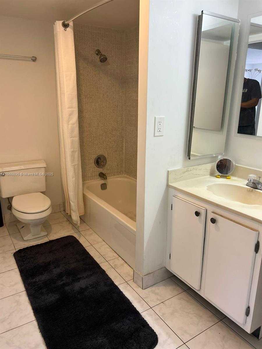 Small Image of 290 174TH ST #702, Sunny Isles Beach Number 16