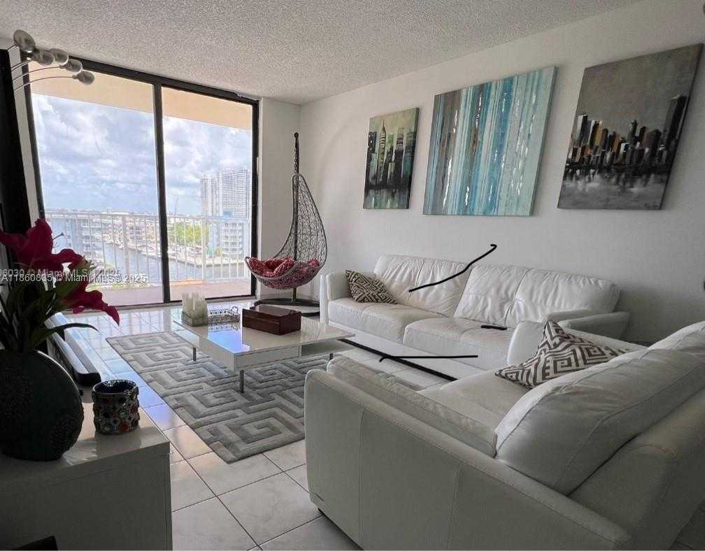 Small Image of 290 174TH ST #702, Sunny Isles Beach Number 4