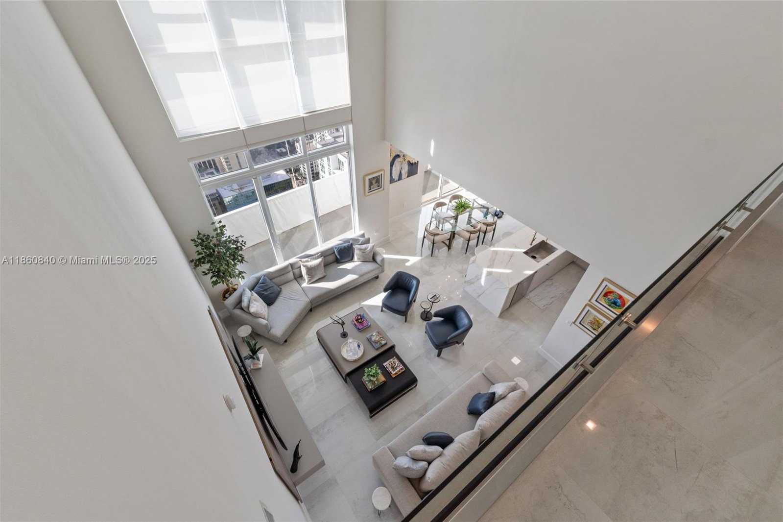 Small Image of 950 BRICKELL BAY DR #5507, Miami Number 6