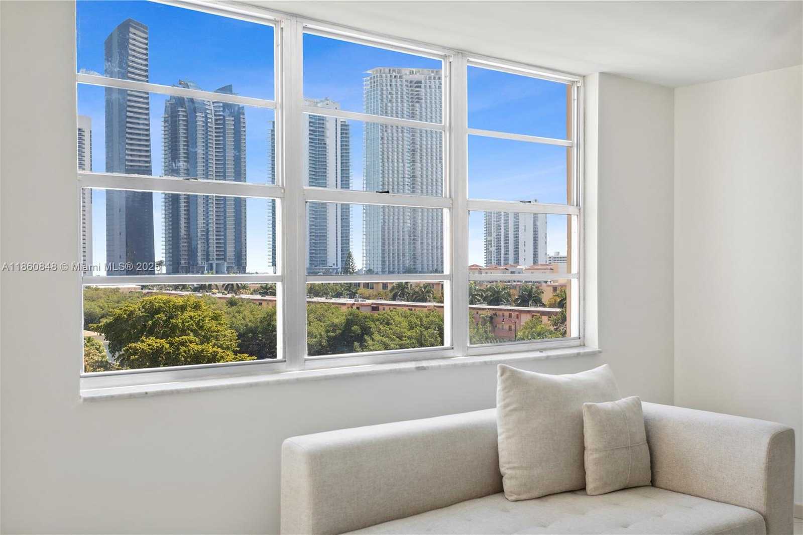 Small Image of 250 174TH ST #605, Sunny Isles Beach Number 3