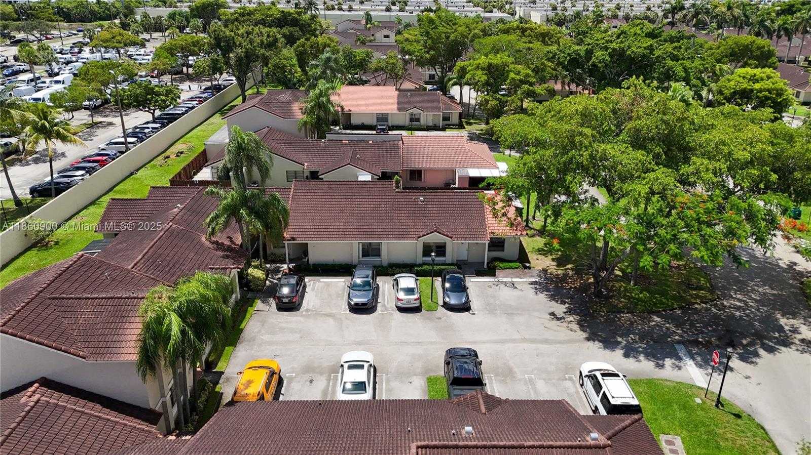Small Image of 17249 NORTH WEST 60TH CT #17249, Hialeah Number 24