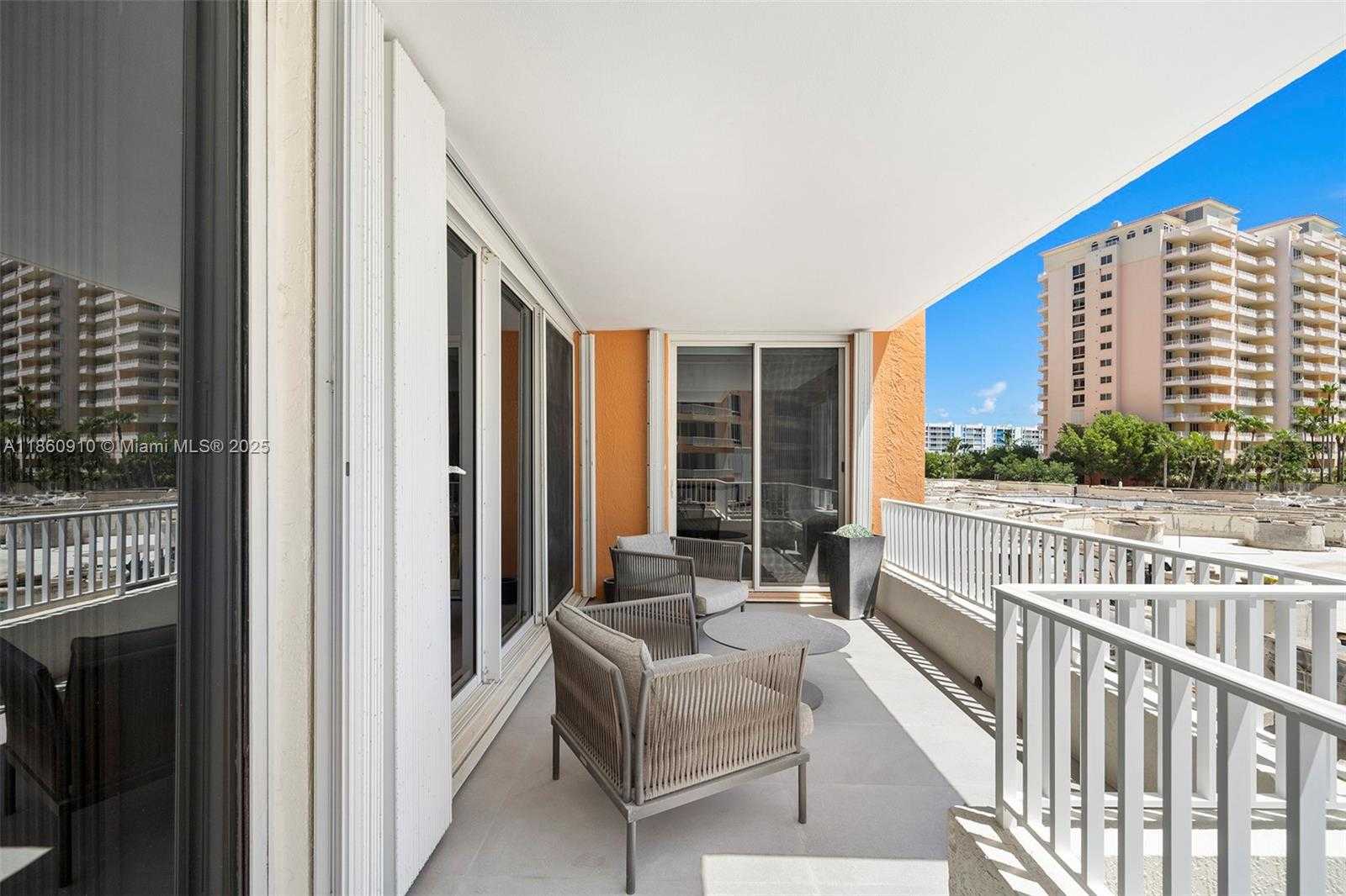 Small Image of 785 CRANDON BLVD #303, Key Biscayne Number 10
