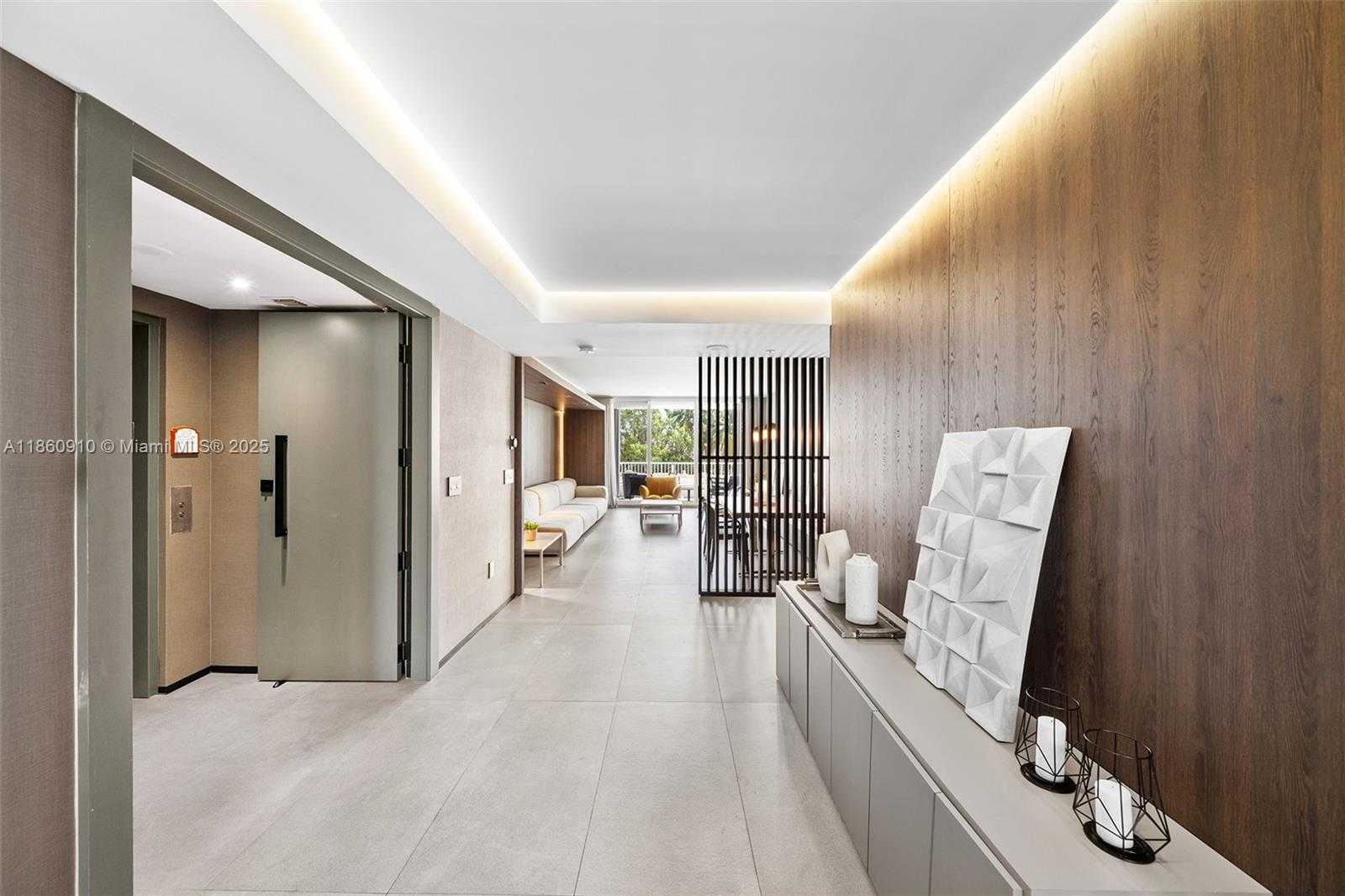 Small Image of 785 CRANDON BLVD #303, Key Biscayne Number 3
