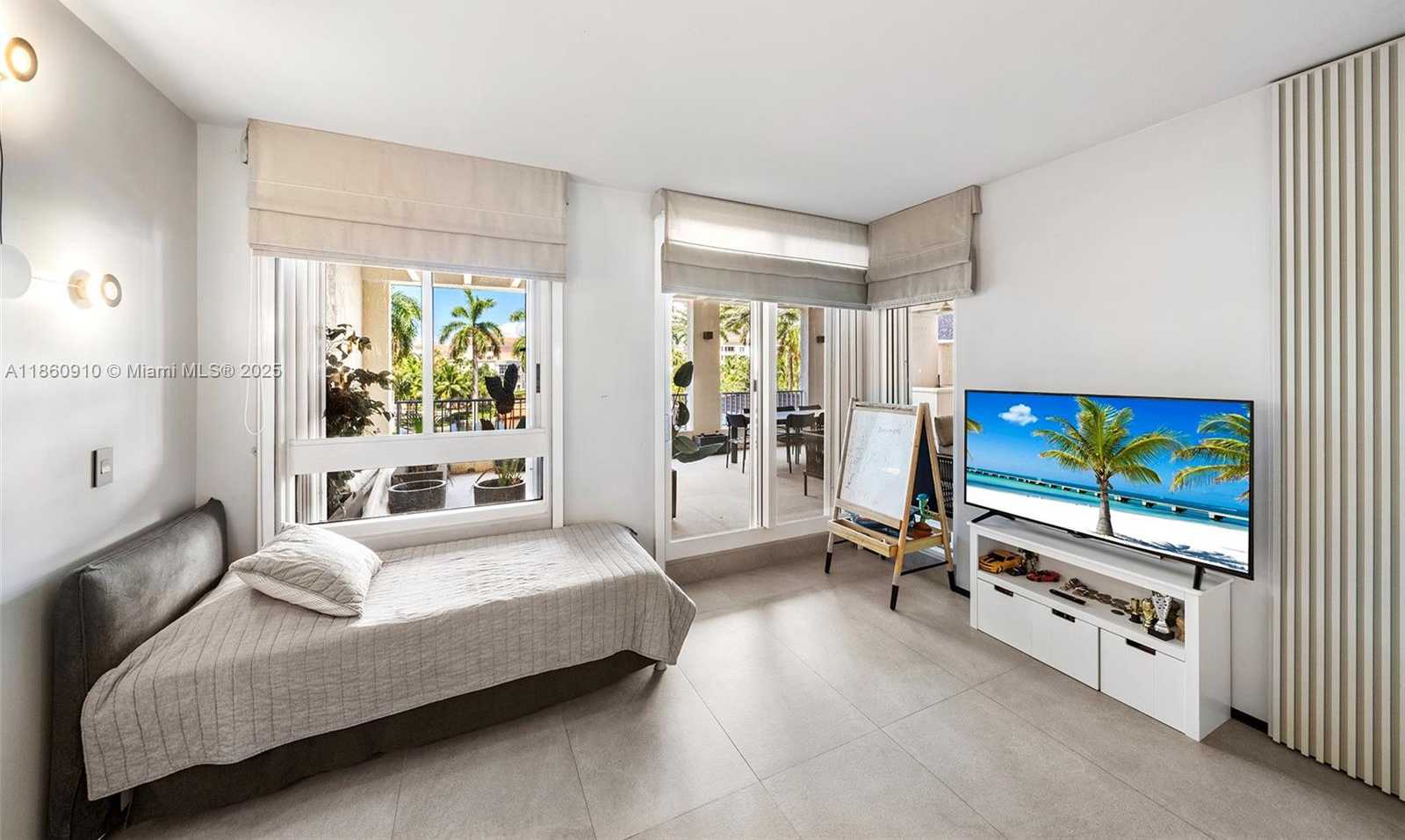 Small Image of 785 CRANDON BLVD #303, Key Biscayne Number 32