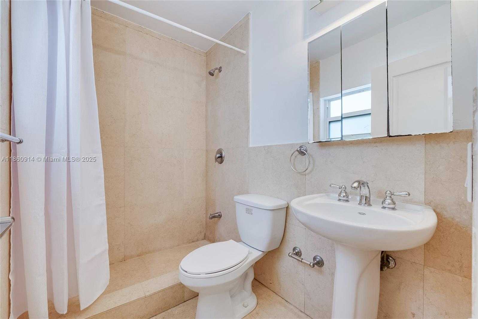 Small Image of 4731 ALHAMBRA CIR, Coral Gables Number 13