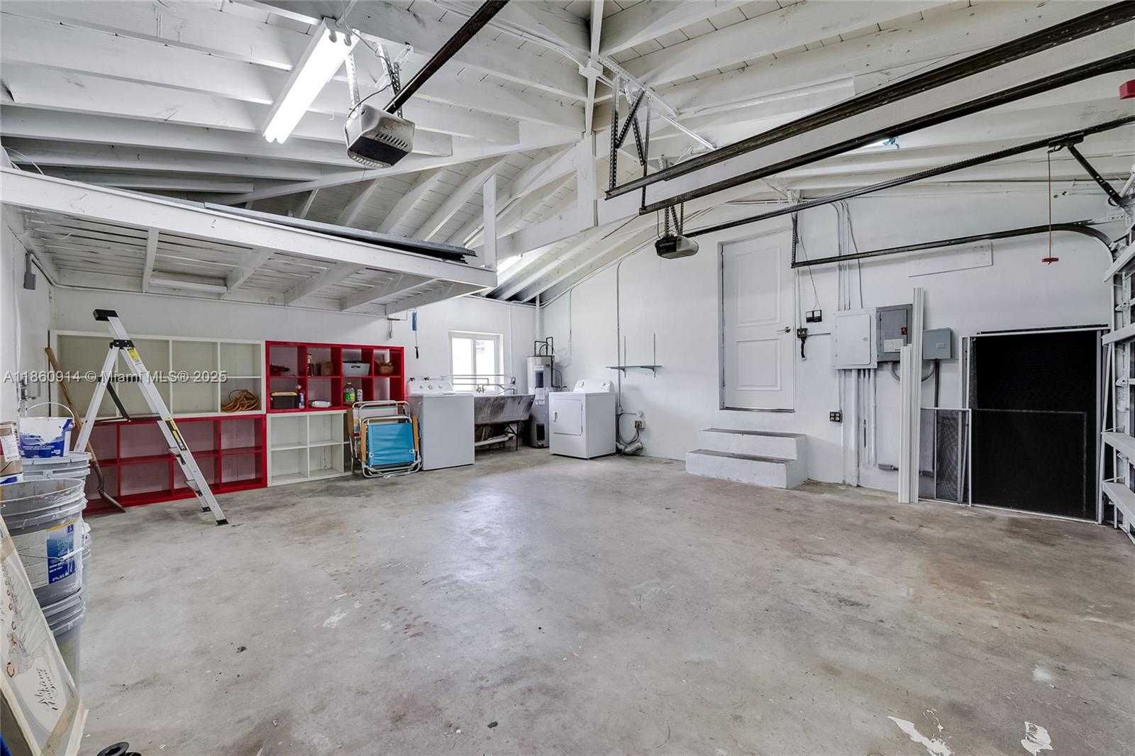 Small Image of 4731 ALHAMBRA CIR, Coral Gables Number 14