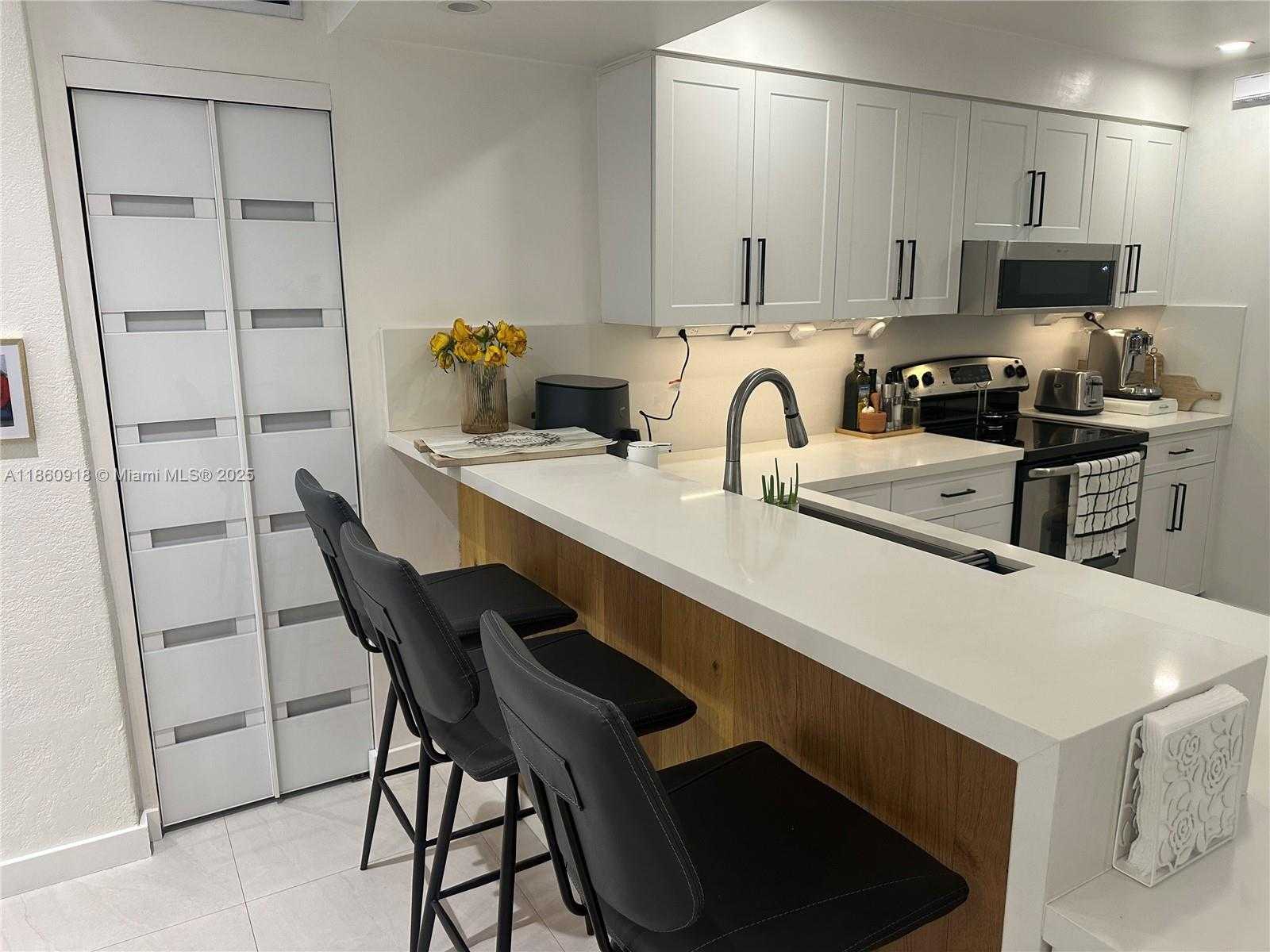 Small Image of 1910 WEST 56TH ST #3117, Hialeah Number 6
