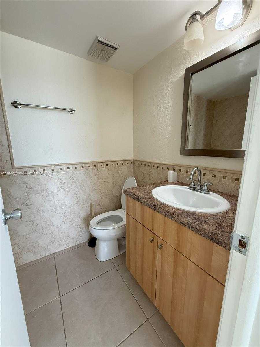 Small Image of 675 NORTH WEST 85TH CT #8-112, Miami Number 14