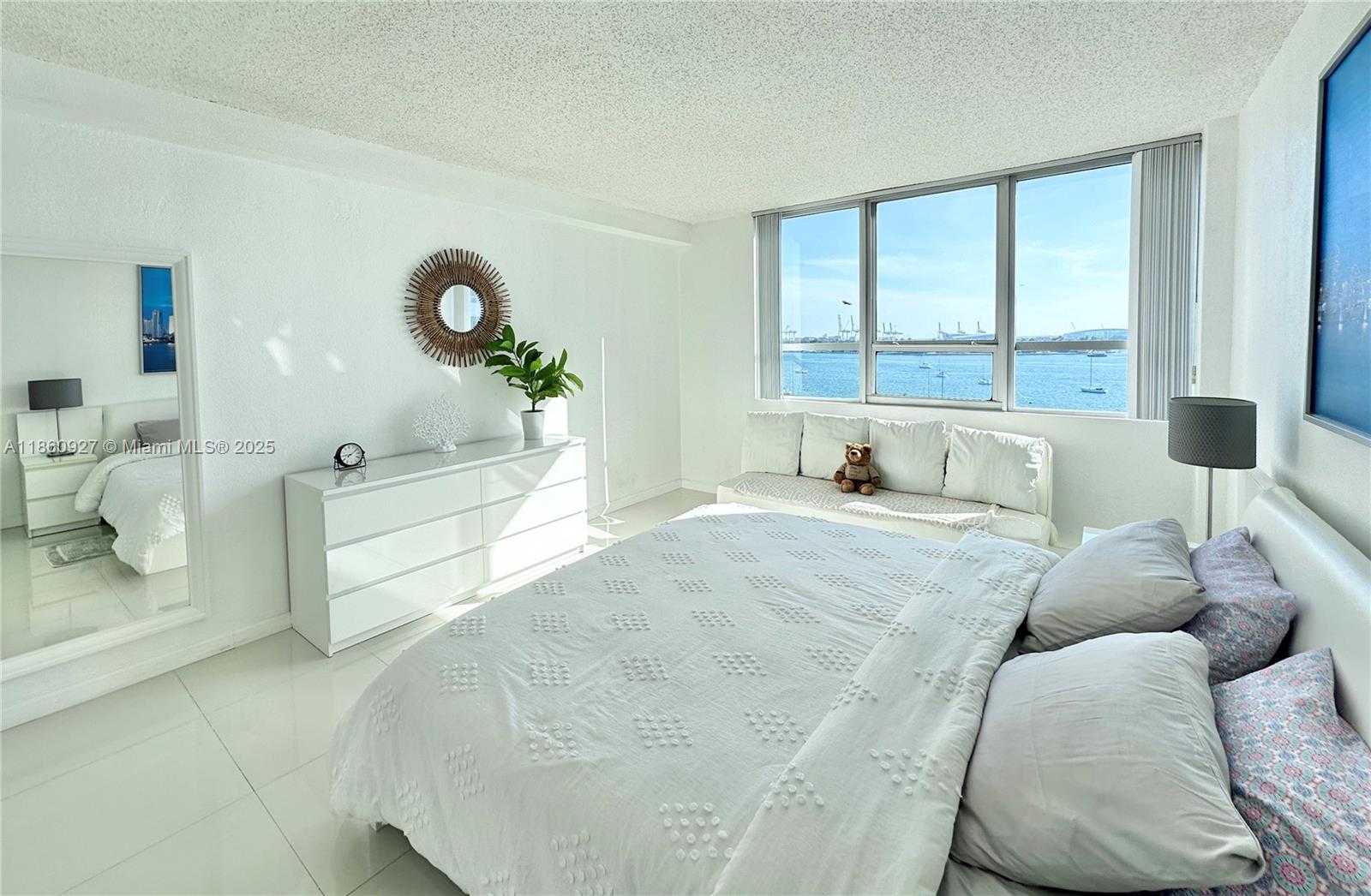 Small Image of 1500 BAY RD #820S, Miami Beach Number 9
