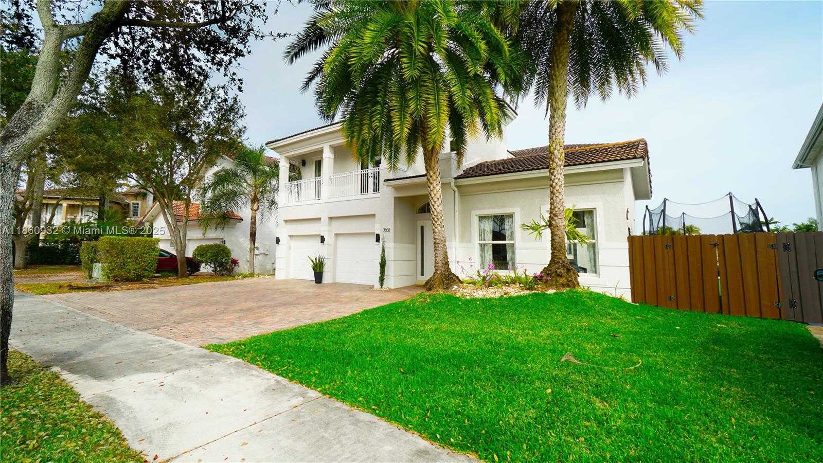Small Image of Doral Number 69