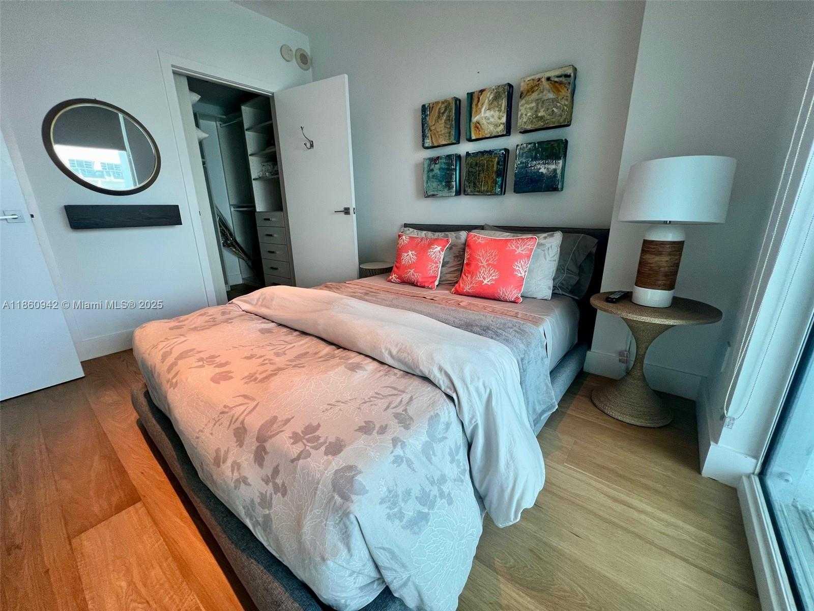 Small Image of 3801 COLLINS AVE #705, Miami Beach Number 13