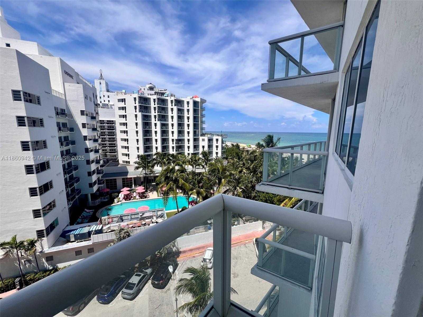 Small Image of 3801 COLLINS AVE #705, Miami Beach Number 18