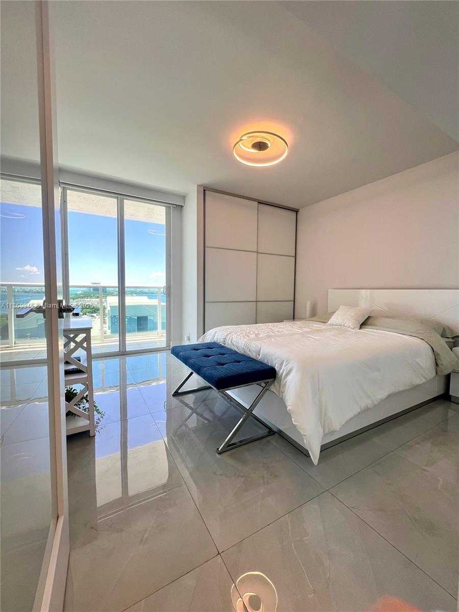 Small Image of 100 BAYVIEW DR #1524, Sunny Isles Beach Number 17