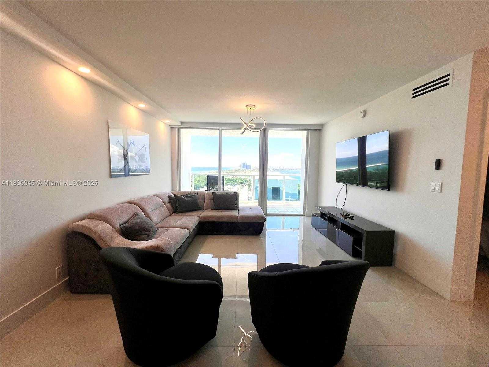 Small Image of 100 BAYVIEW DR #1524, Sunny Isles Beach Number 28