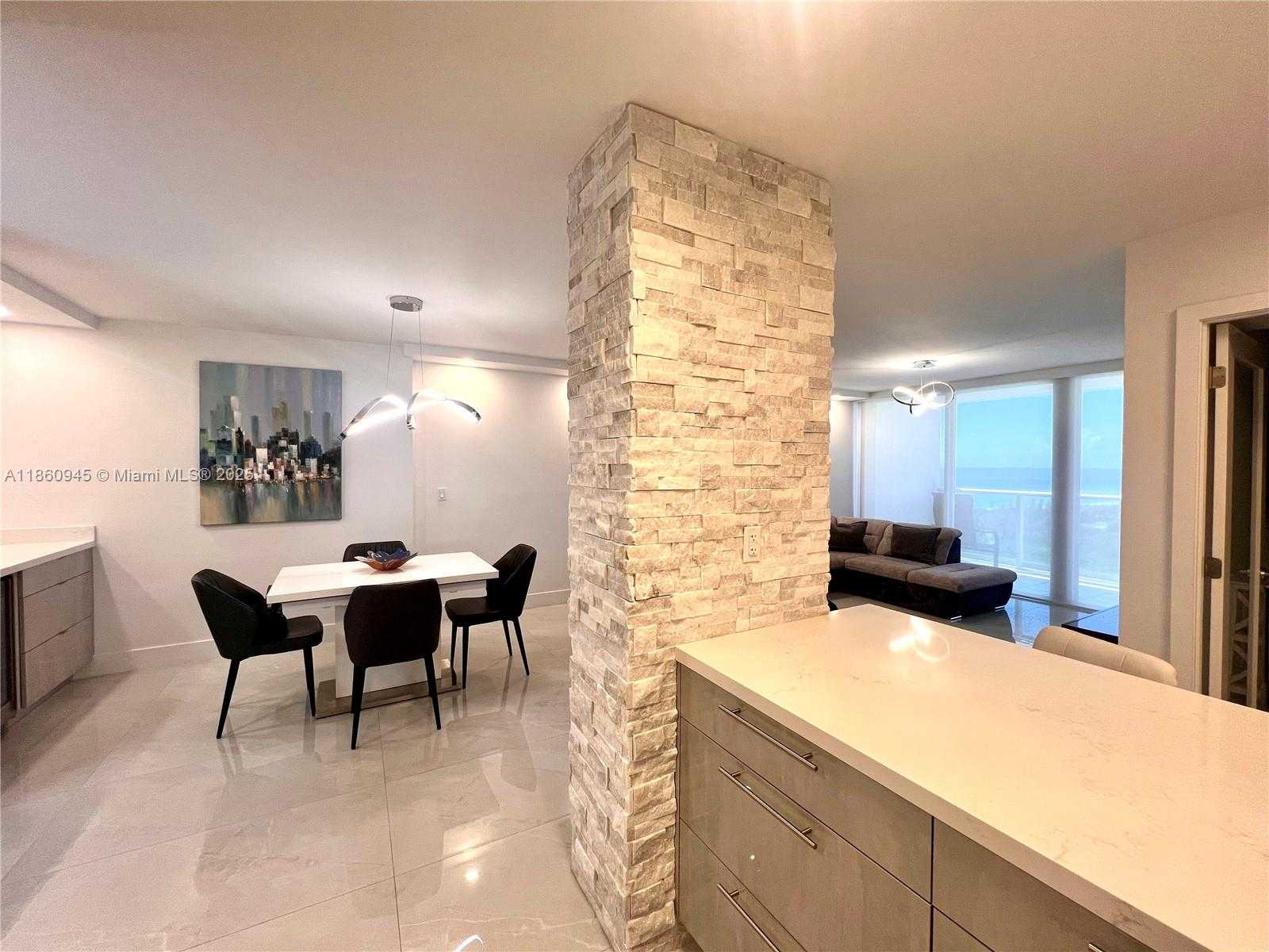 Small Image of 100 BAYVIEW DR #1524, Sunny Isles Beach Number 29