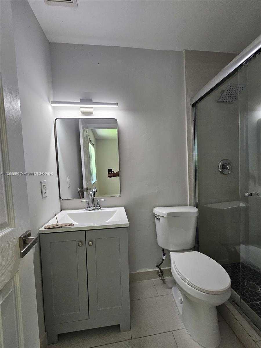 Small Image of 560 NORTH EAST 63RD ST #3, Miami Number 6