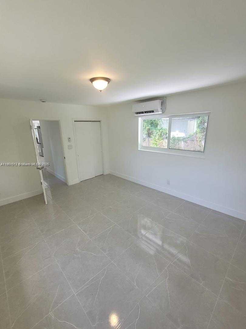 Small Image of 2823 POLK, Hollywood Number 11