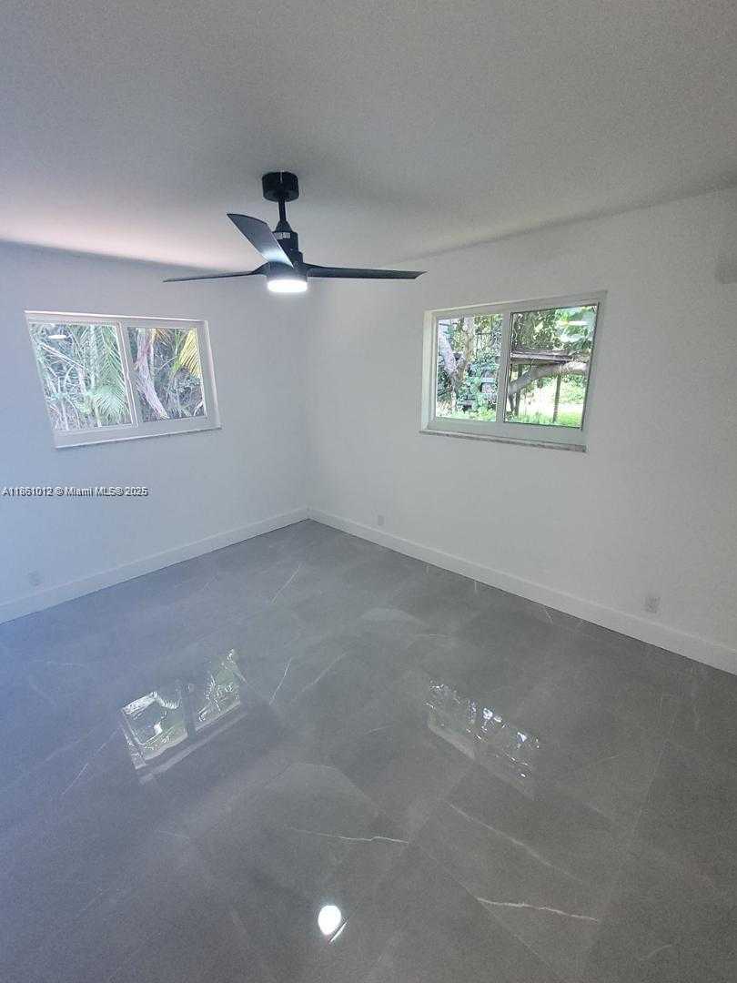 Small Image of 2823 POLK, Hollywood Number 14