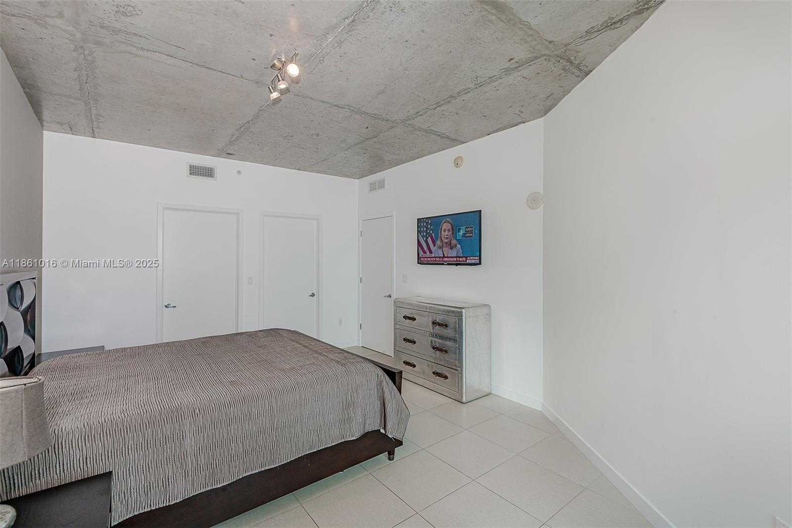 Small Image of 3301 NORTH EAST 1ST AVE #H2206, Miami Number 18