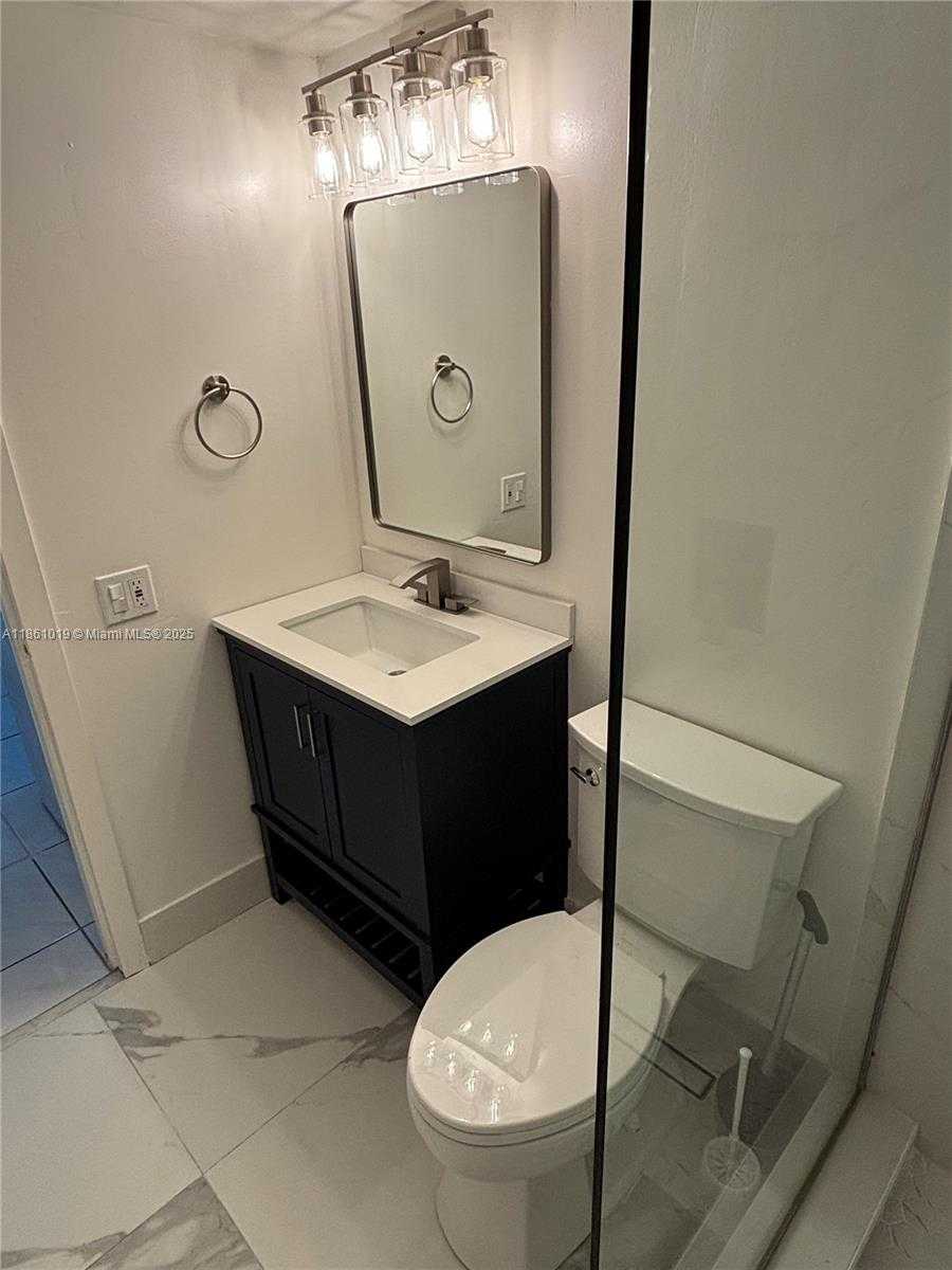 Small Image of 8883 FONTAINEBLEAU BLVD #202, Miami Number 16