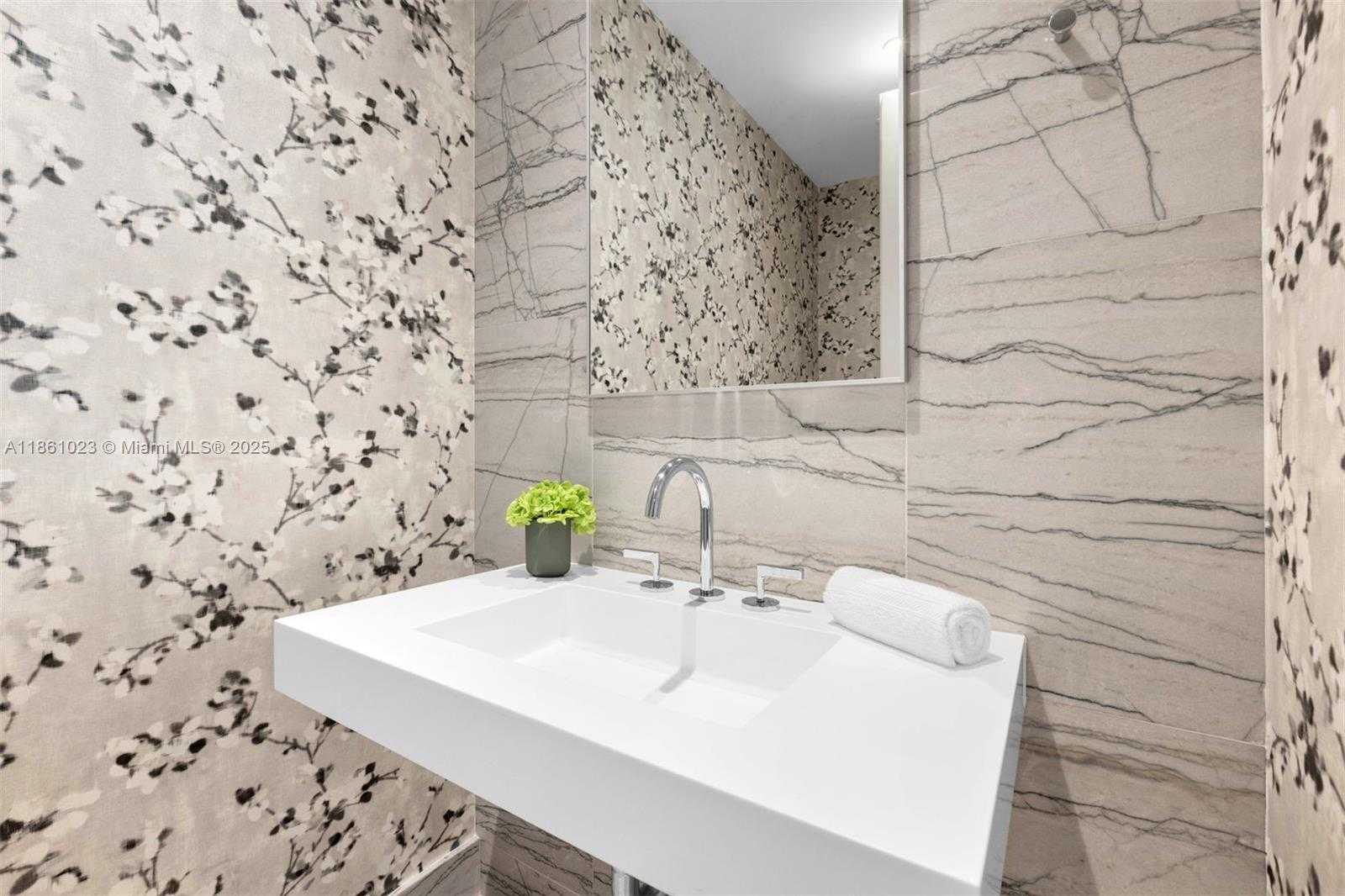 Small Image of 8701 COLLINS AVE #306, Miami Beach Number 16