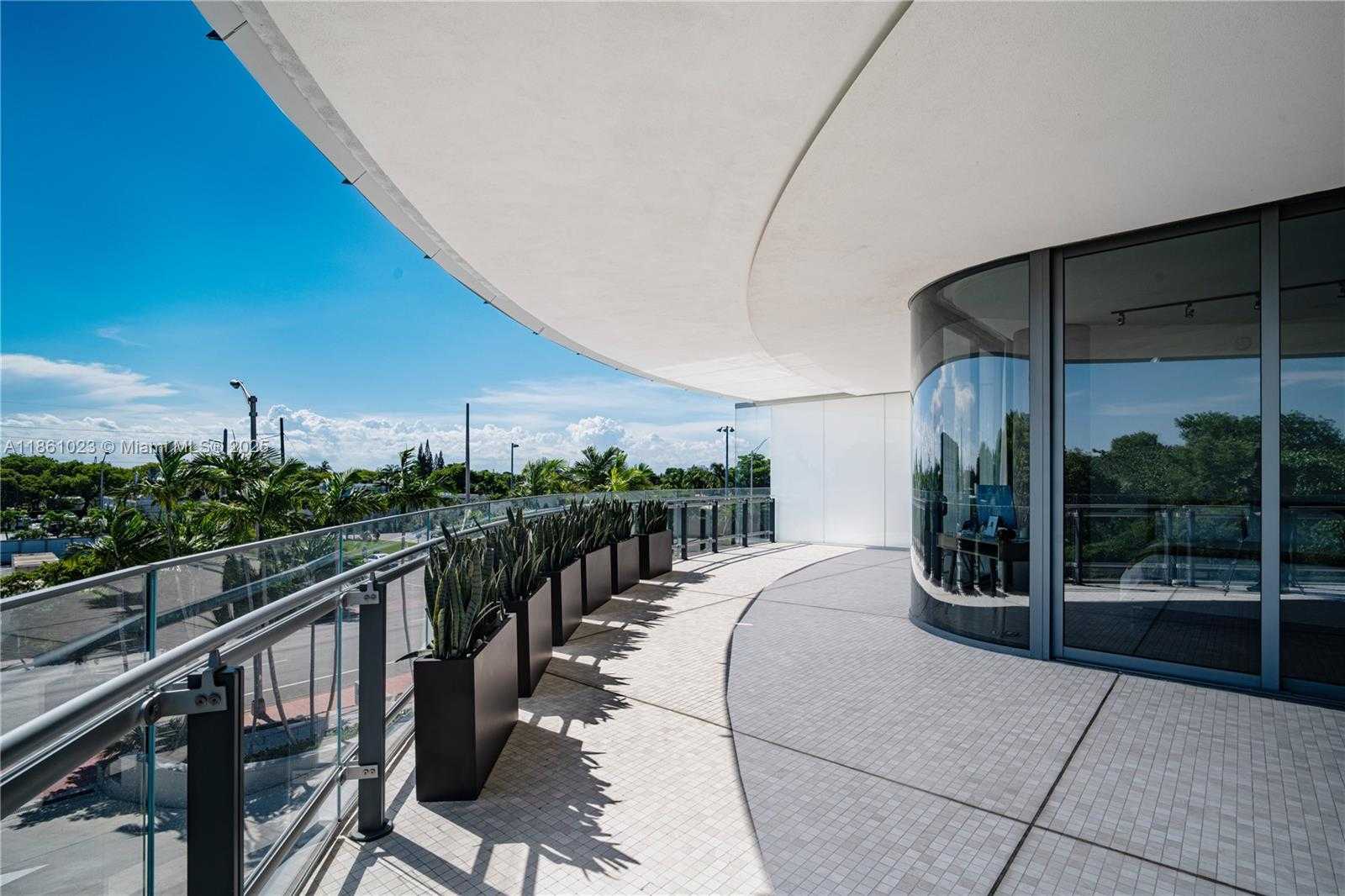 Small Image of 8701 COLLINS AVE #306, Miami Beach Number 18