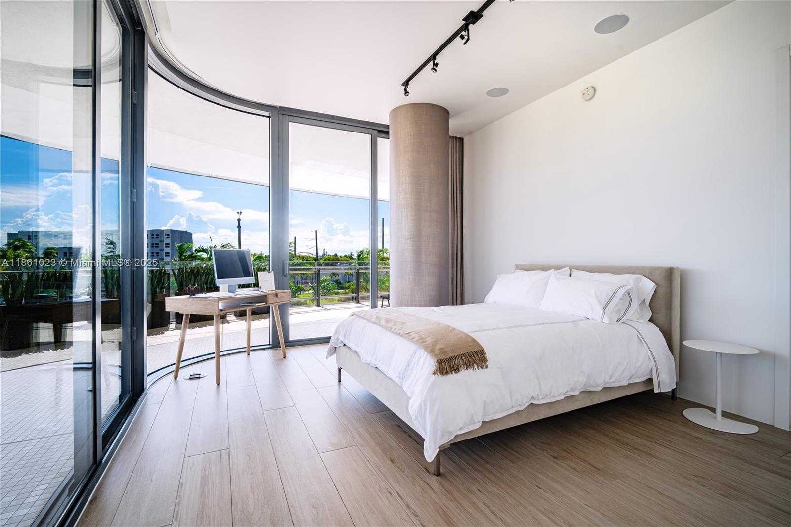 Small Image of 8701 COLLINS AVE #306, Miami Beach Number 9
