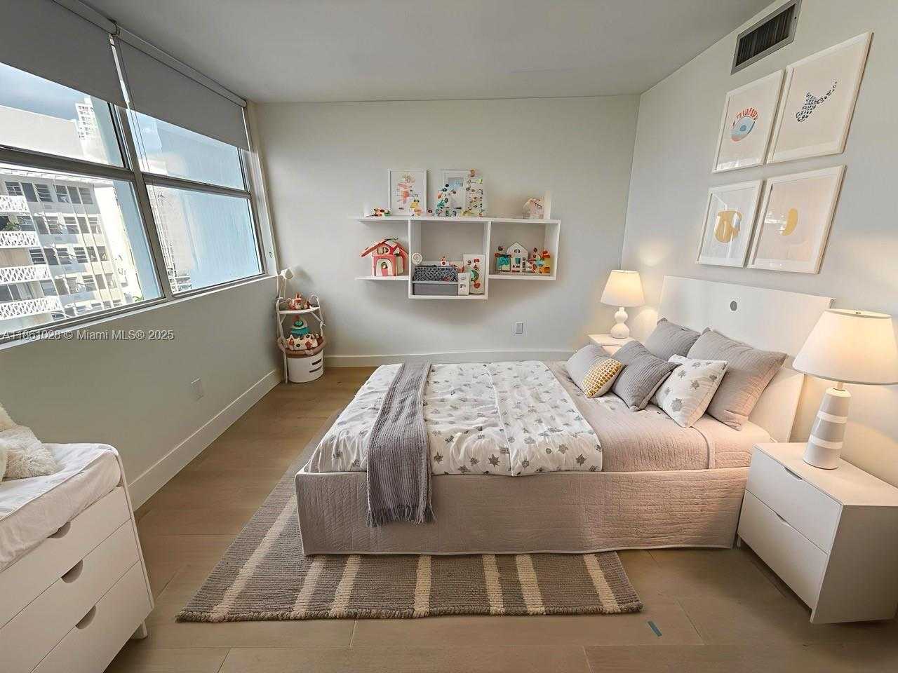 Small Image of 1420 BRICKELL BAY DR #1203A, Miami Number 40