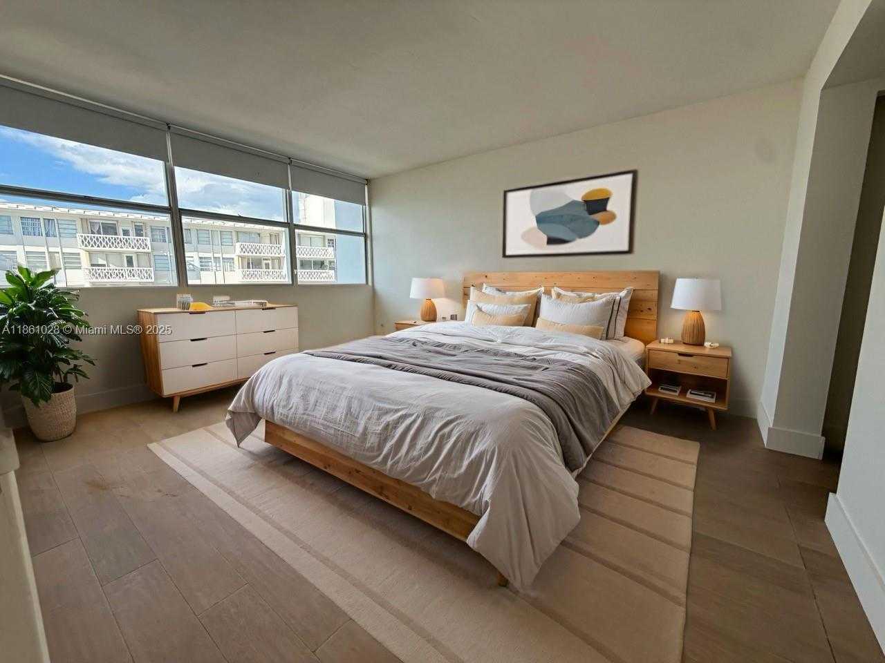 Small Image of 1420 BRICKELL BAY DR #1203A, Miami Number 44
