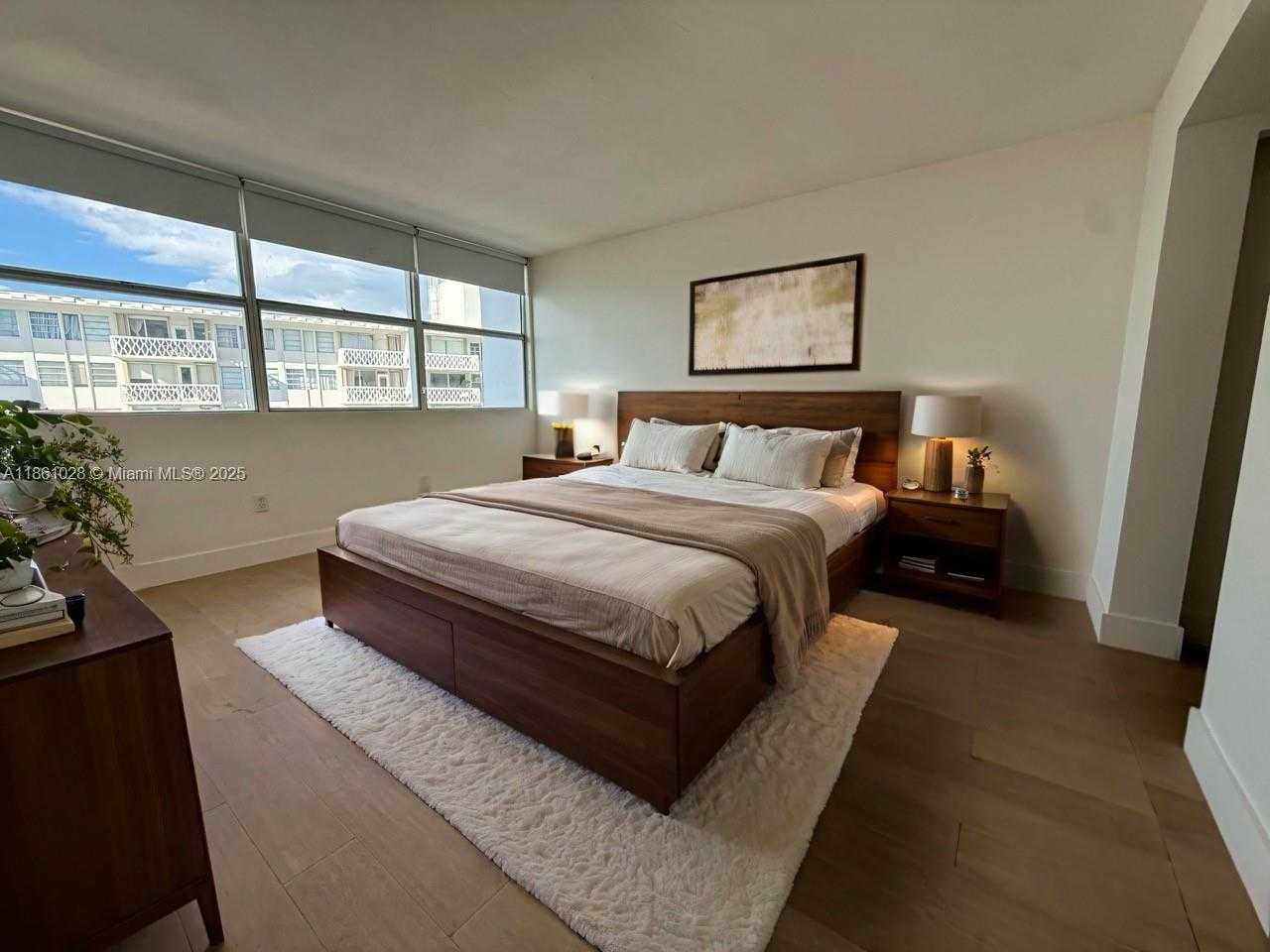 Small Image of 1420 BRICKELL BAY DR #1203A, Miami Number 45