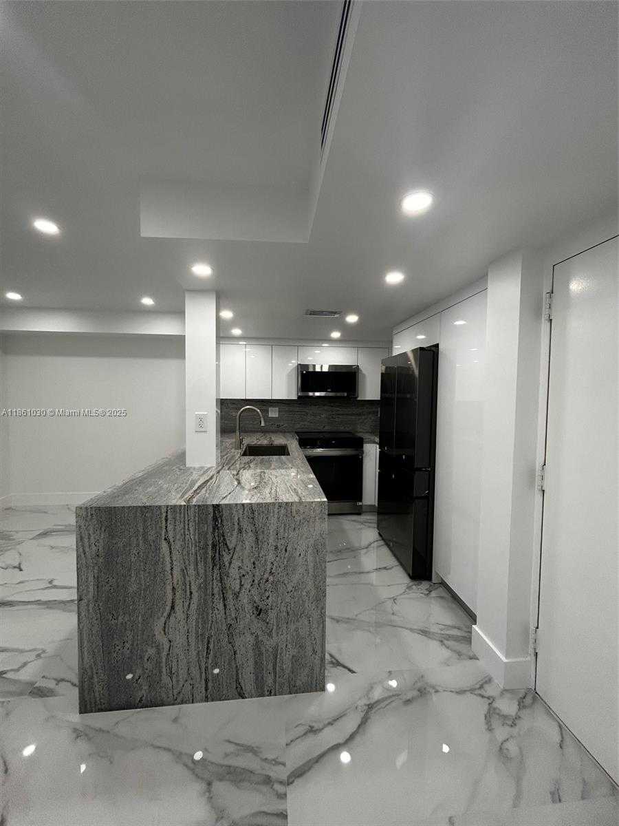 Small Image of 11790 SOUTH WEST 18TH ST #227-3, Miami Number 4